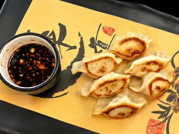 L792HCMRdB.jpg Цзяоцзы отварные или жареные с говядиной 牛肉 水饺/煎饺 (20 шт.)